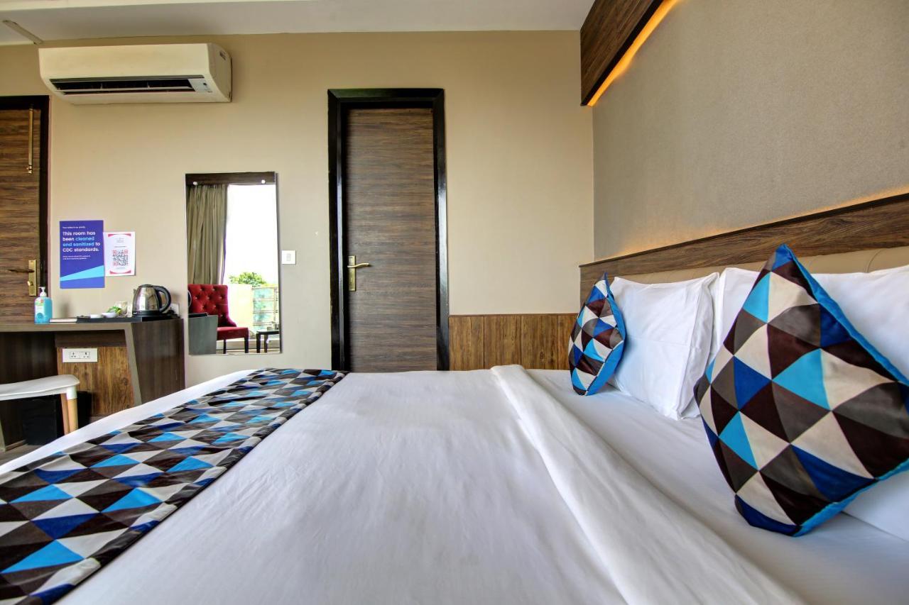Southwest Inn - Boutique Hotel Дели Экстерьер фото